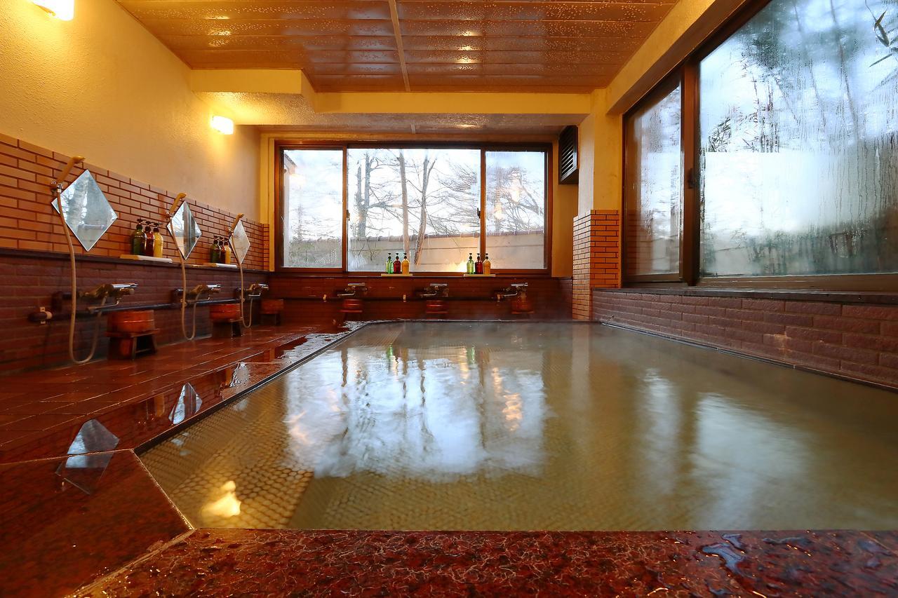 Hotel Sansuiso Яманакако Экстерьер фото